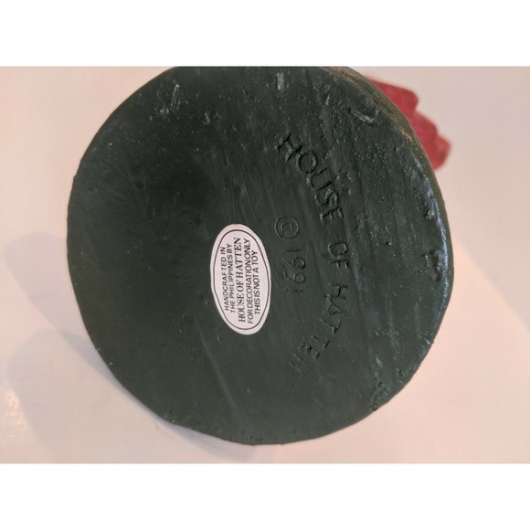 House of Hatten 12"tall Victorian Man On Christmas Day Denise Calla 1991 Caroler - Picture 7 of 7